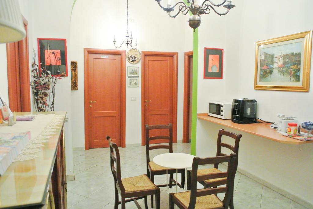 Guest House Hellokitty Roma Exterior foto