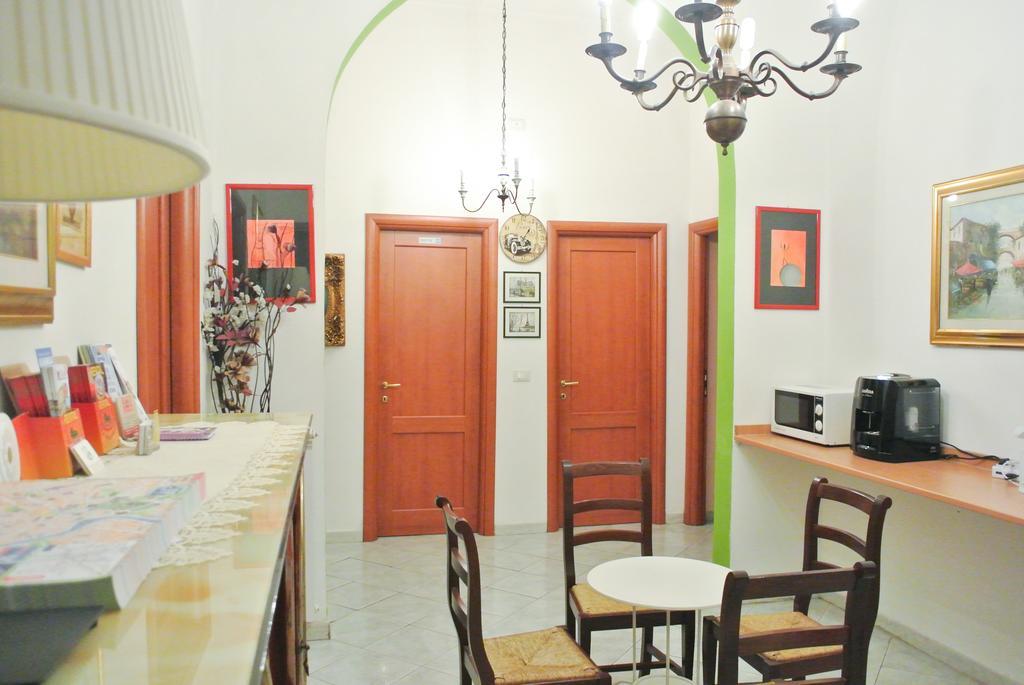 Guest House Hellokitty Roma Exterior foto