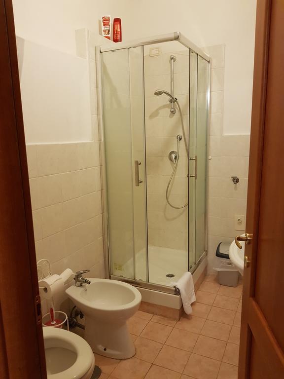 Guest House Hellokitty Roma Exterior foto